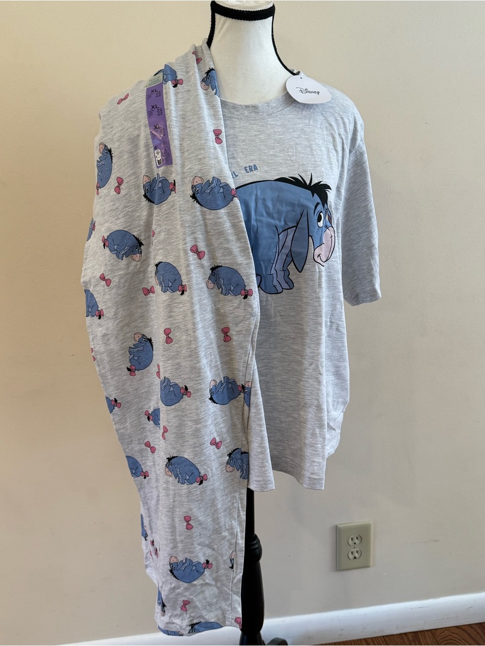 Disney Winnie the Pooh, Eeyore Light Gray and Blue Pajama Set (xl)